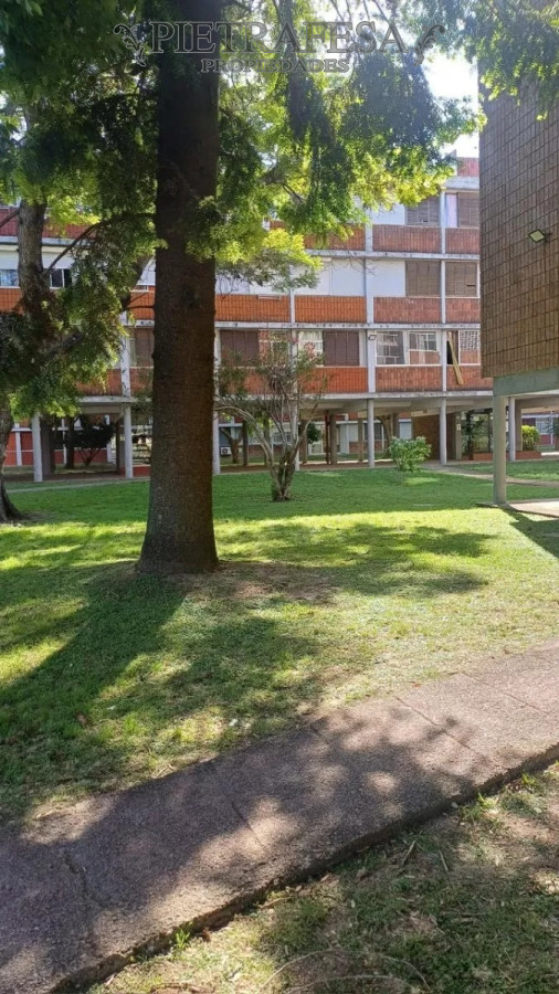 Apartamento ID.11775 - Apto en venta 3 dormitorios, 1 baño-Mercado Modelo