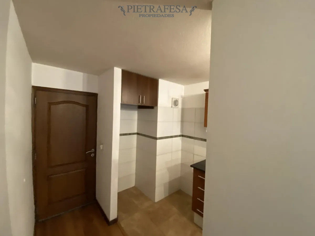 Apartamento ID.15967 - Apartamento en venta, 1 dormitorio, 1 baño, terraza. Pocitos.