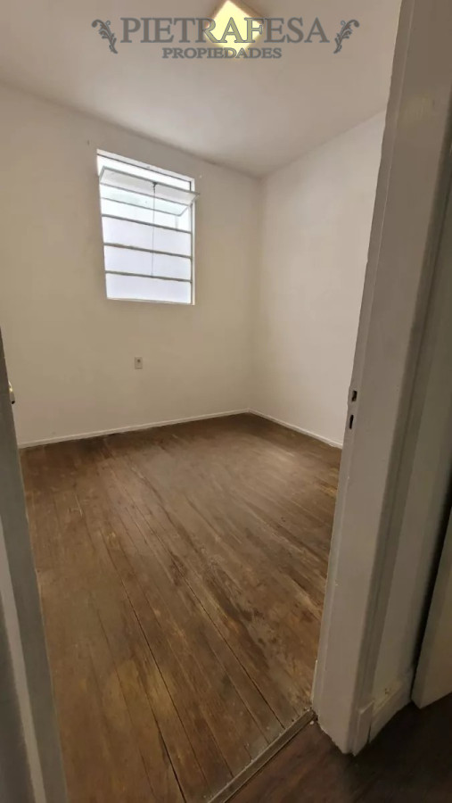 Apartamento ID.11908 - Apto con renta 2 dormitorios, 1 baño- Cordón 