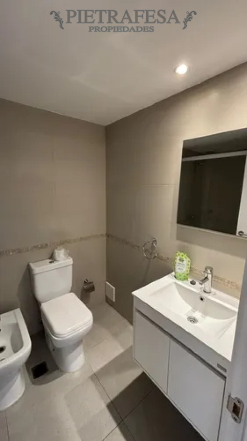 Apartamento ID.13909 - Apartamento en alquiler, 1 dormitorio, 1 baño, terraza con parrillero. Malvin.