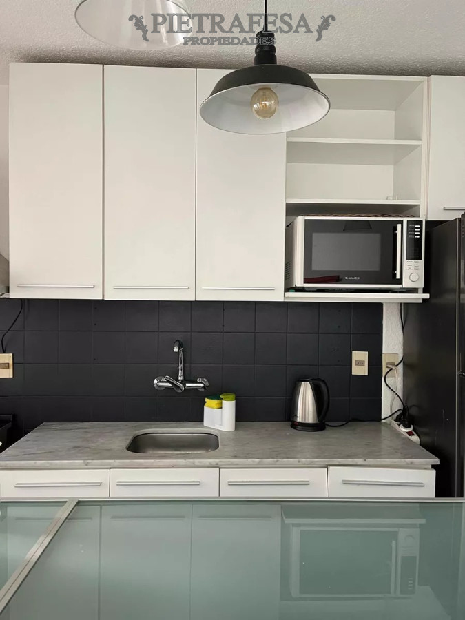 Apartamento ID.10128 - Apto en venta amueblado, 1 dormitorio, 1 baño-Tres Cruces