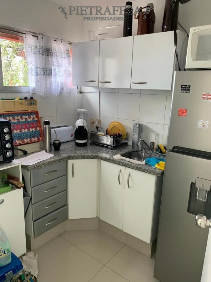 Apartamento ID.3143 - Penthouse en venta con renta 1 dormitorio, 1 baño y terraza- Cnel. Brandzen-Tres Cruces 