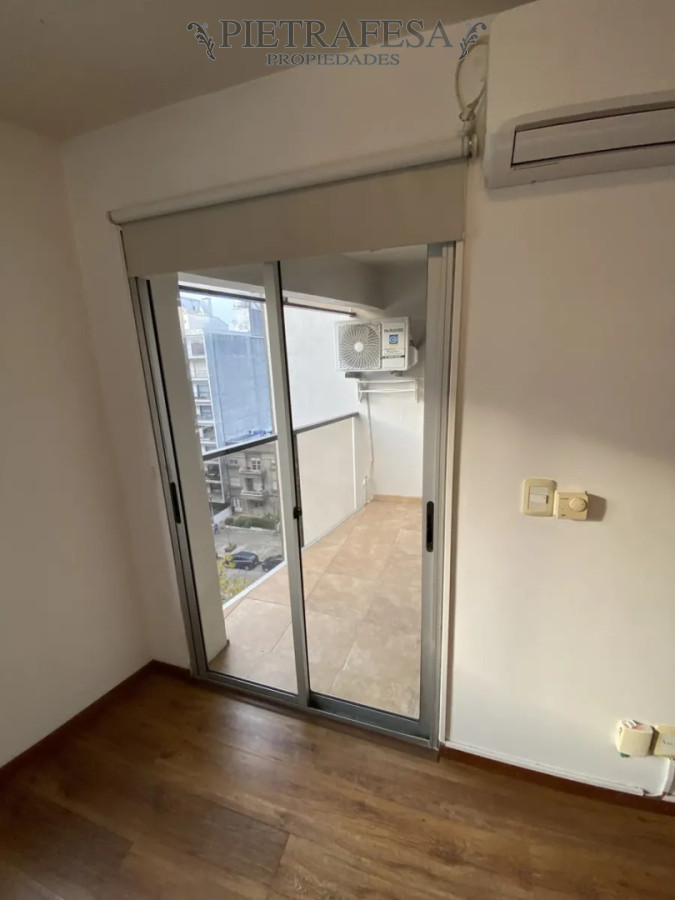 Apartamento ID.15967 - Apartamento en venta, 1 dormitorio, 1 baño, terraza. Pocitos.