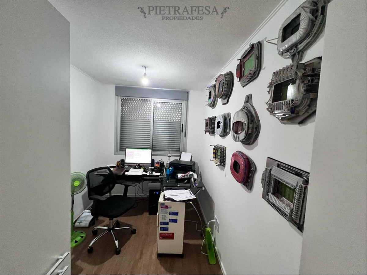Apartamento ID.15007 - Apartamento en venta, 2 dormitorios, garaje -La Blanqueada-Con renta