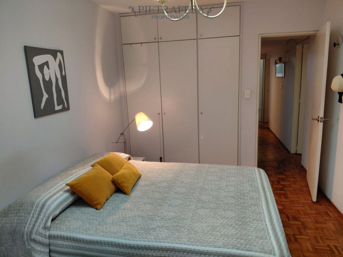 Apartamento ID.15799 - Apartamento en venta, 3 dormitorios, 2 baños, terraza, garaje. Centro.