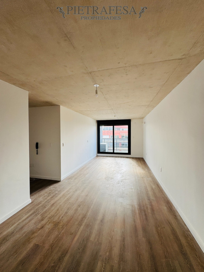 Apartamento ID.14126 - EDIFICIO BULL - POCITOS - 2 Dormitorios - 2 baños y Garage
