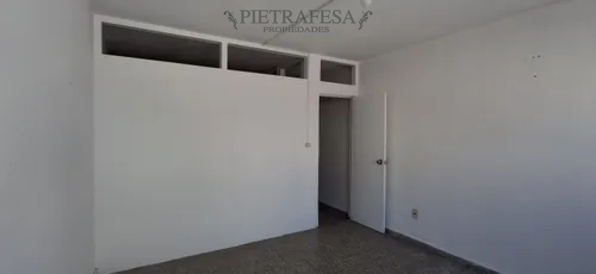 Apartamento ID.13924 - Apartamento en alquiler, 2 dormitorios, 1 baño. Centro.