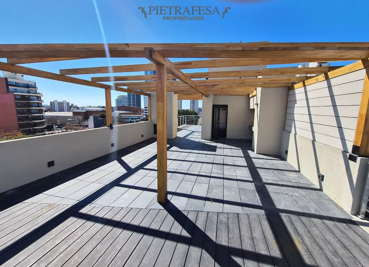 Apartamento ID.7813 - Apartamento en venta, 2 dormitorios, 2 baños, terraza con parrillero y garaje-Marco Bruto, Pocitos.
