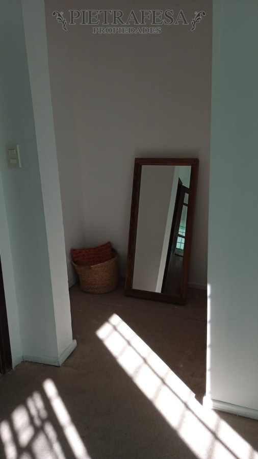 Apartamento ID.13554 - Apartamento en alquiler, 2dormitorios, 1baño, patio, amueblado. Sayago.