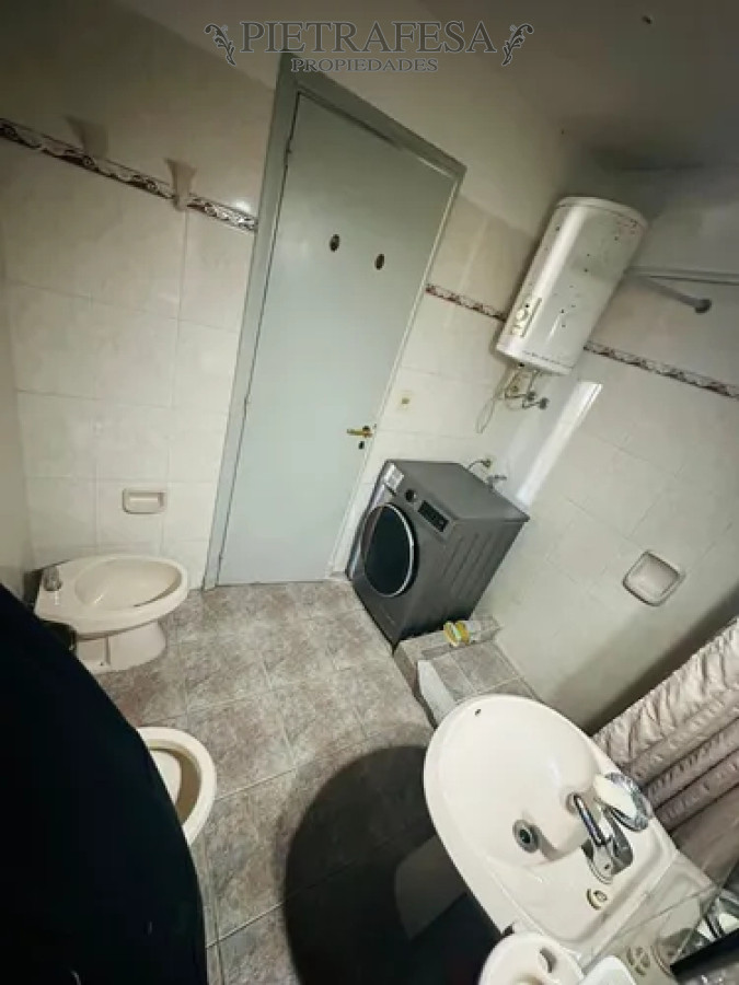 Apartamento ID.13903 - Apartamento en alquiler, 3 dormitorios, 2 baño, balcón, garaje. Cordón.