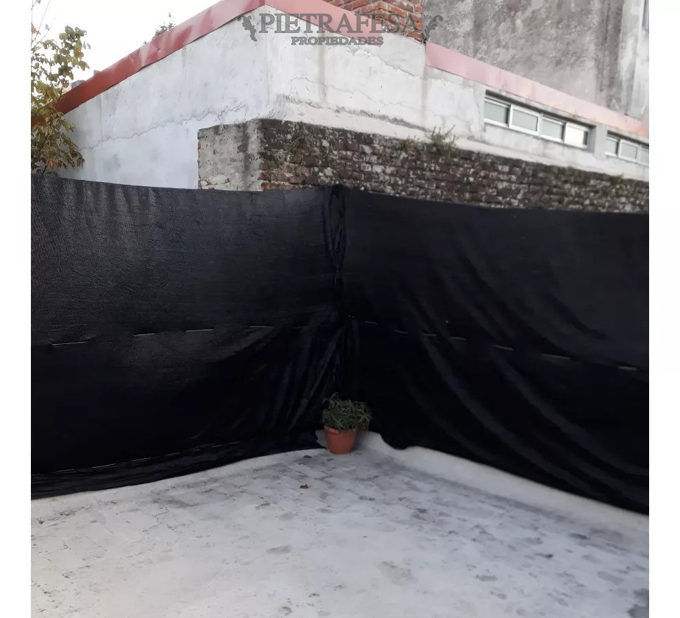 Apartamento ID.11417 - Apto con renta 2 dormitorios, 1 baño, azotea-Goes 