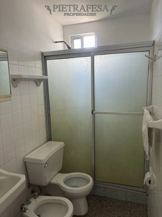 Apartamento ID.15391 - Apartamento en venta, 3 dormitorios, 1 baño, terraza lavadero. Malvin Norte.