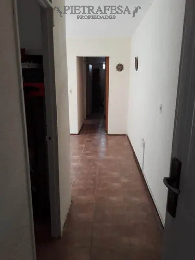 Apartamento ID.13593 - Apartamento en alquiler, 2 dormitorios, 1baño. Malvin Norte.