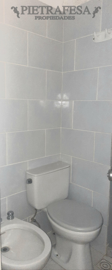 Apartamento ID.9900 - Apto en alquiler, mono, 1 baño. Cordón.