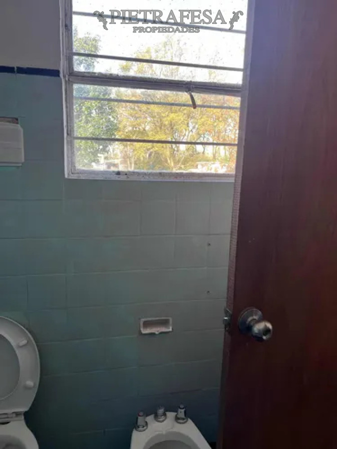 Apartamento ID.14182 - Apartamento en alquiler, 1 dormitorio, 1 baño, balcón, patio. Colon. 