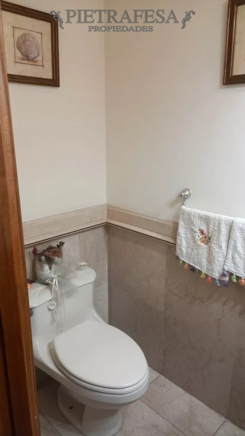 Apartamento ID.8989 - Apto en venta 3 dormitorios, 5 baños, terraza y gaje-Pocitos