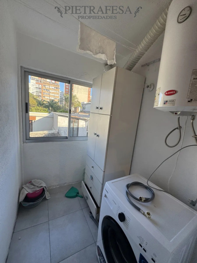 Apartamento ID.14649 - Apartamento en alquiler, 2 dormitorios, 1 baño, terraza lavadero. Pocitos.