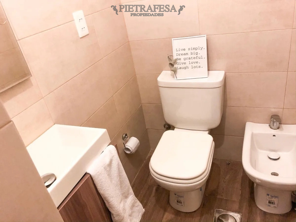 Apartamento ID.5381 - Monoambiente en venta con renta - 18 de Julio- Centro