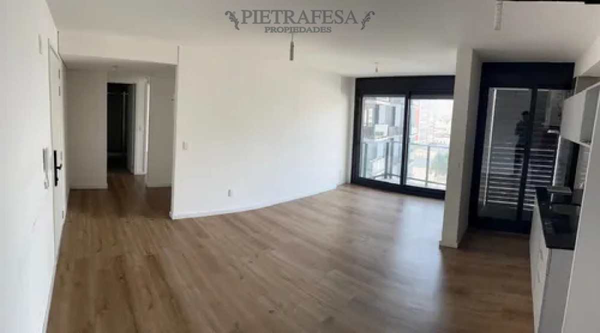Apartamento ID.13476 - Apartamento en alquiler, 2dormitorios, 1baño, terraza. Centro.