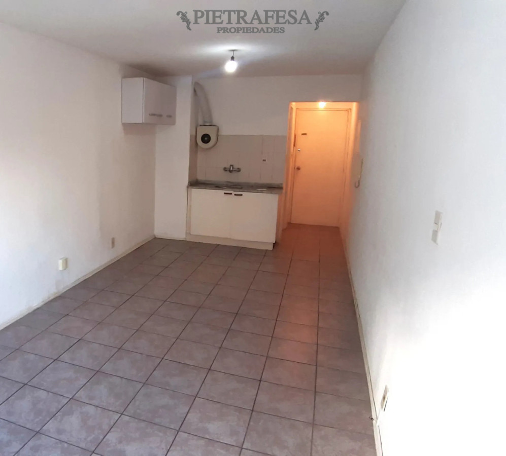 Apartamento ID.16512 - Venta de apartamento, monoambiente, 1 baño CON RENTA . Cordón 