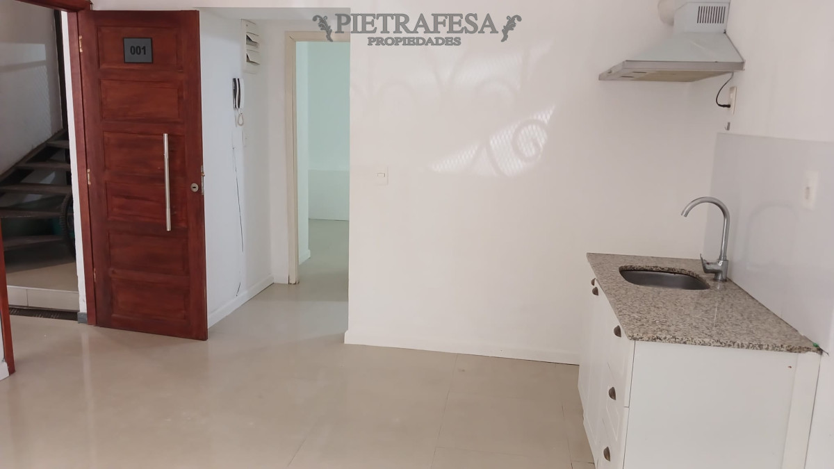 Apartamento ID.1624 - Apartamento en alquiler 1 dormitorio - 1 baño - Colonia - Tres Cruces
