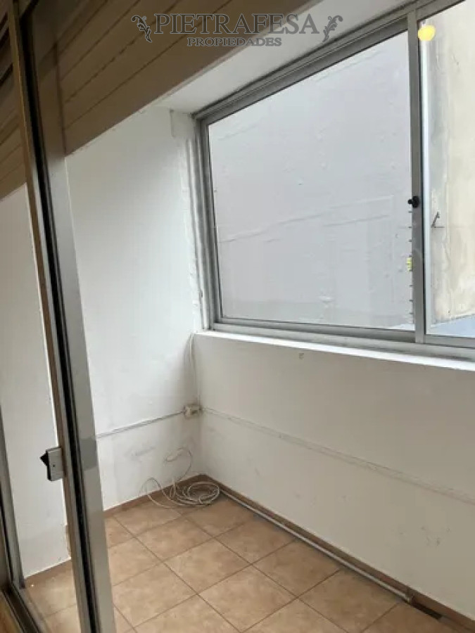 Apartamento ID.13886 - Apartamento en alquiler, monoambiente. Excelente zona, Punta Carretas.