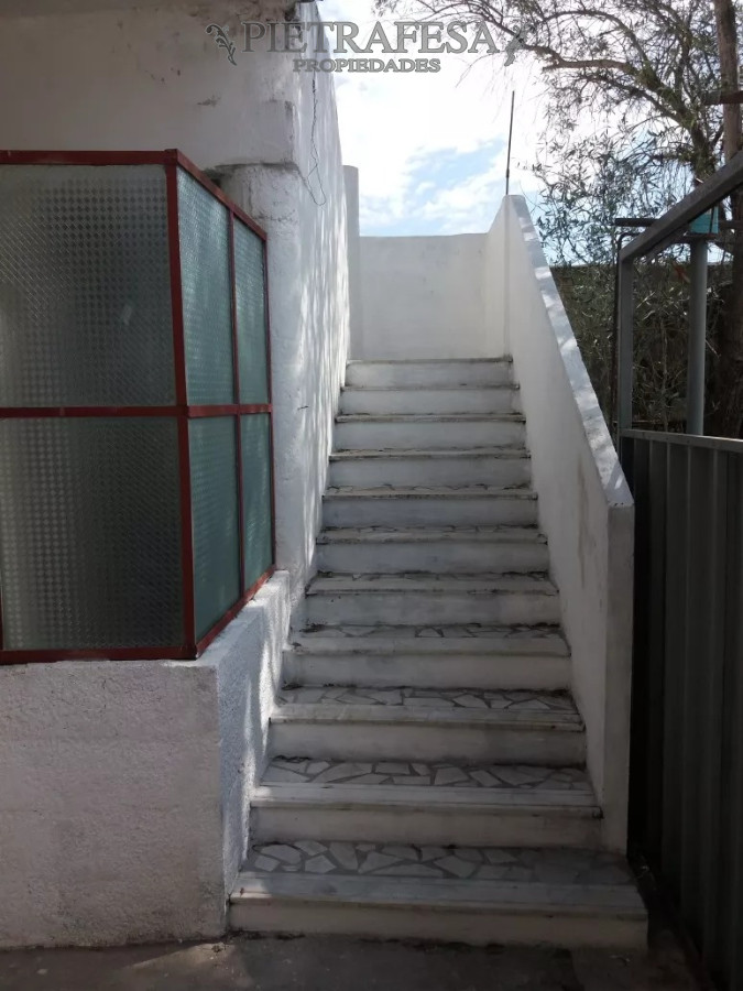 Apartamento ID.8877 - Apto con renta en venta 2 dormitorios y balcón-Hipólito Mordellie