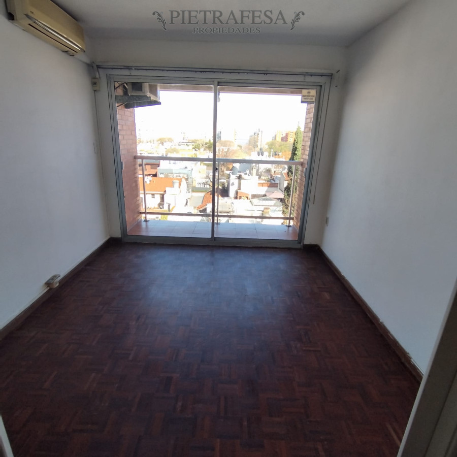 Apartamento ID.14628 - Monoambiente en alquiler con divisiones y terraza