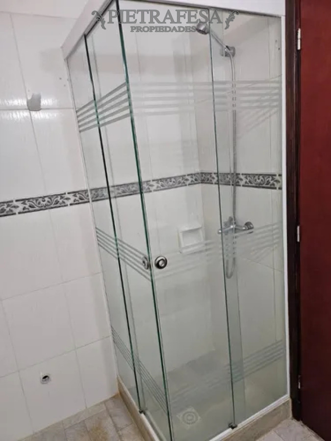 Apartamento ID.13524 - Apartamento en alquiler, 2dormitorios, 1baño, balcón. Bella Vista.