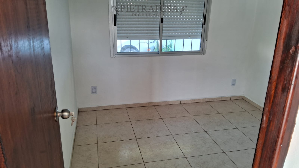 Apartamento ID.5348 - Apartamento en alquiler, 1 dormitorio, 1 baño , patio, cochera, Zorrilla de San Martin, Paso Carrasco.