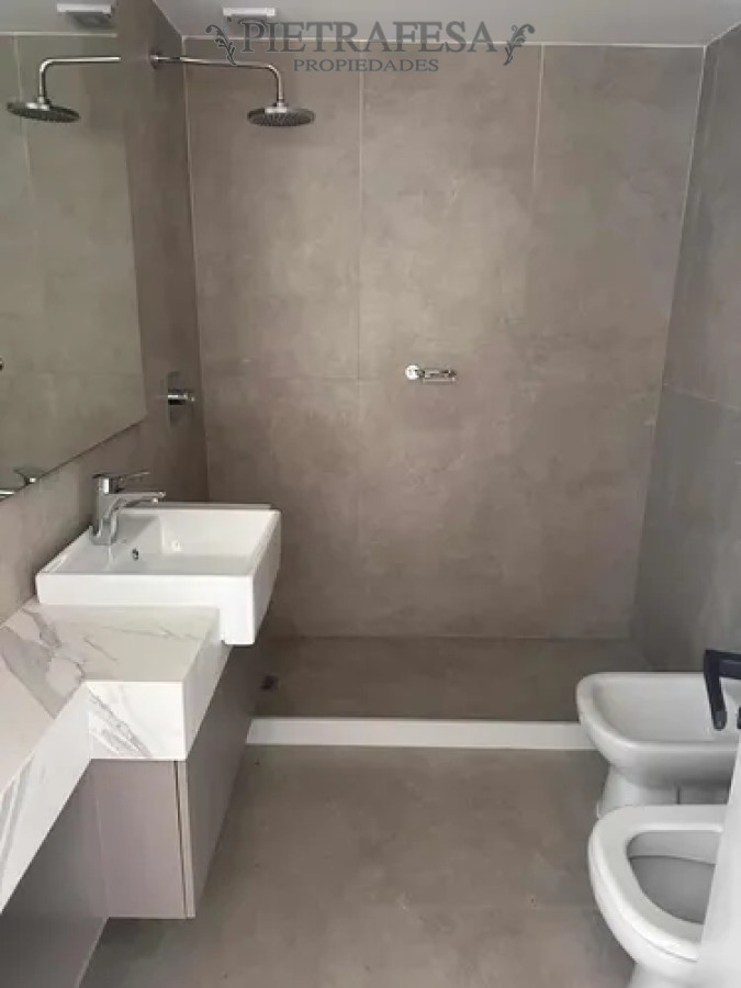 Apartamento ID.13426 - Apartamento en alquiler, 1dormitorio, 1baño, terraza, cochera. Parque Miramar.