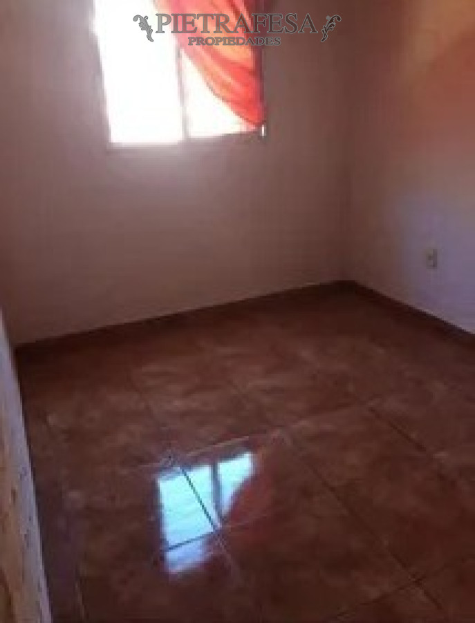 Apartamento ID.13927 - Apartamento en alquiler, 1 dormitorio, 1 baño, patio. Cerro.