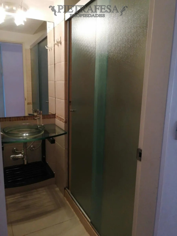 Apartamento ID.4790 - Apartamento en venta  con renta 2 dormitorios, 1 baño y cochera opcional- Canelones- Centro