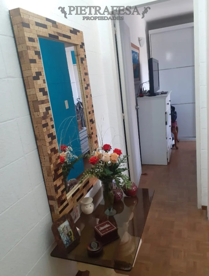 Apartamento ID.4860 - Apartamento en venta, 2 dormitorios, 1 baño, cochera, Cno Carrasco, Complejo Vicman, Malvin Norte.