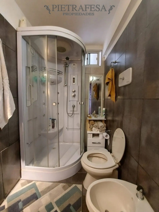 Apartamento ID.5123 - Apartamento en venta 2 dormitorios, 1 baño y garaje- Soca- Pocitos