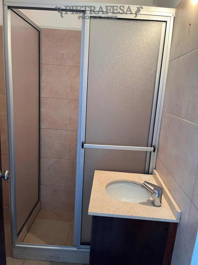 Apartamento ID.13942 - Apto en alquiler 2 dormitorios, 1 baño y terraza- Parque Batlle