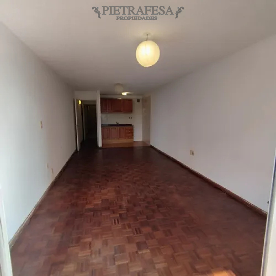 Apartamento ID.14487 - Apartamento en alquiler, monoambiente, 1 baño, balcón. Pocitos.