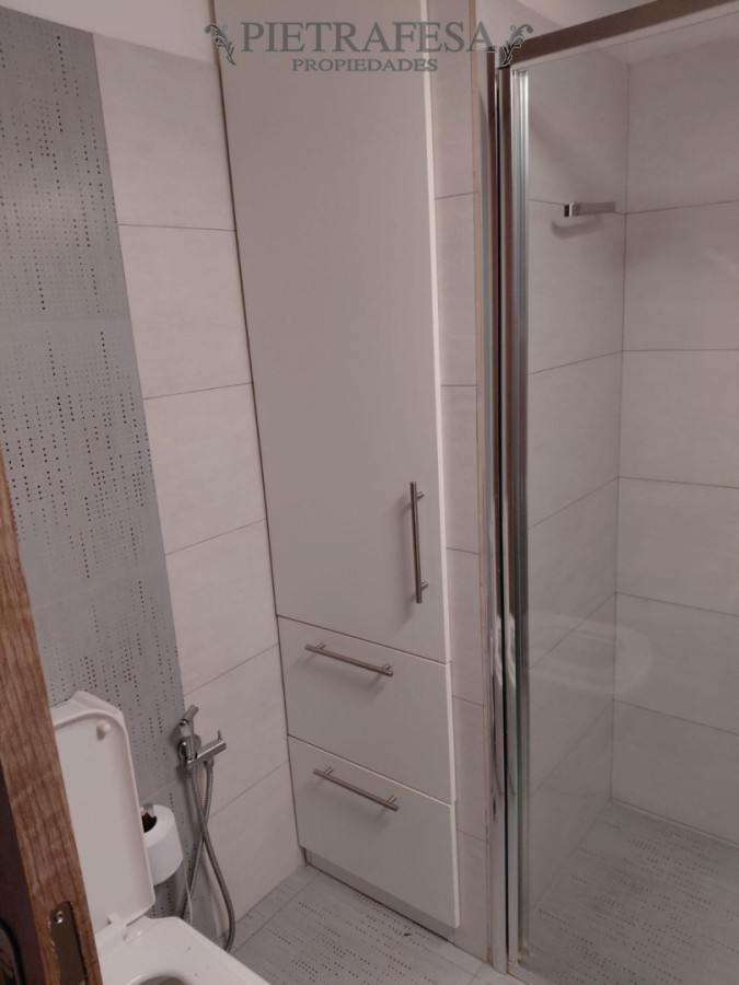 Apartamento ID.15799 - Apartamento en venta, 3 dormitorios, 2 baños, terraza, garaje. Centro.