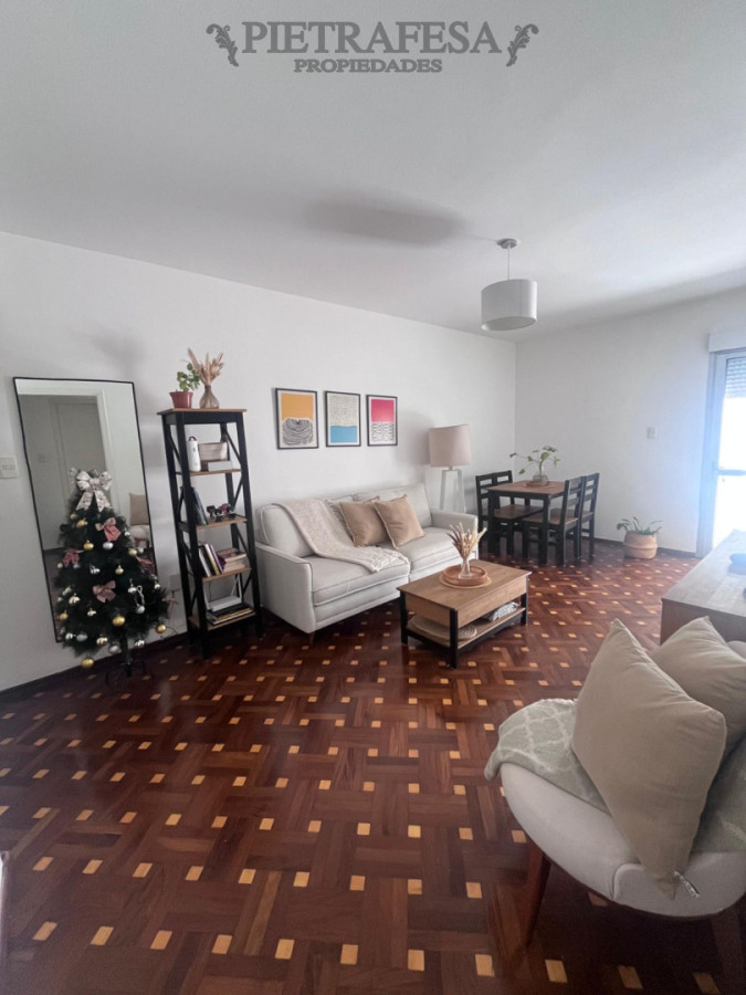 Apartamento ID.15129 - Apartamento en venta, 2 dormitorios, 1 baño, patio. Villa Miñoz.