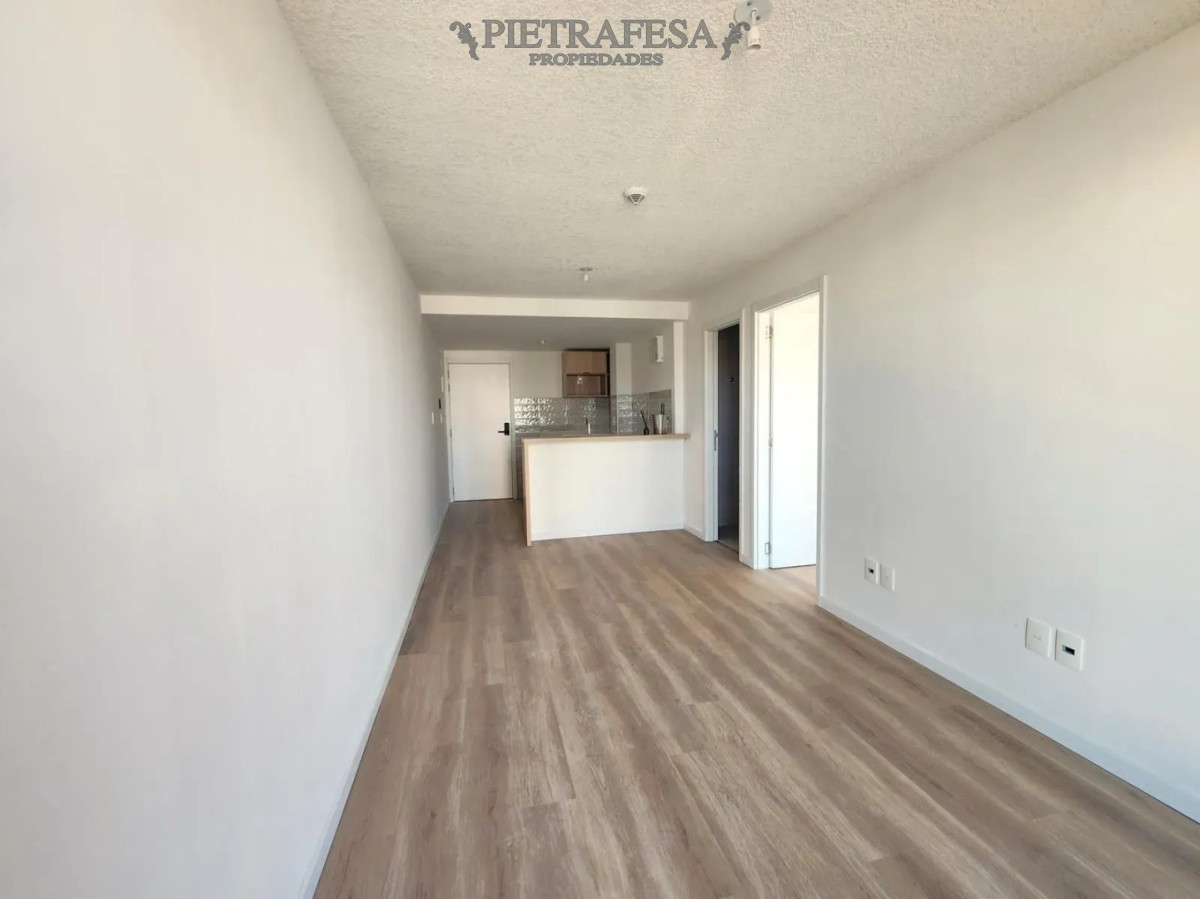 Apartamento ID.15372 - Apartamento en venta, 1 dormitorio, 1 baño, terraza, garaje. La Blanqueada.
