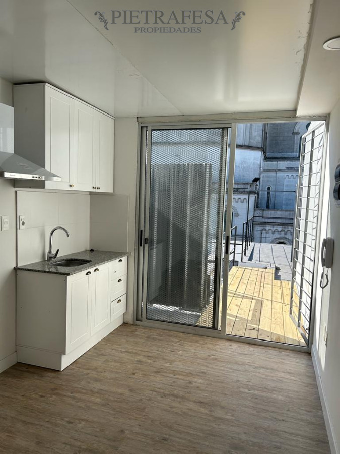 Apartamento ID.6620 - Apartamento en alquiler, monoambiente, 1 baño, Serrato, Unión.