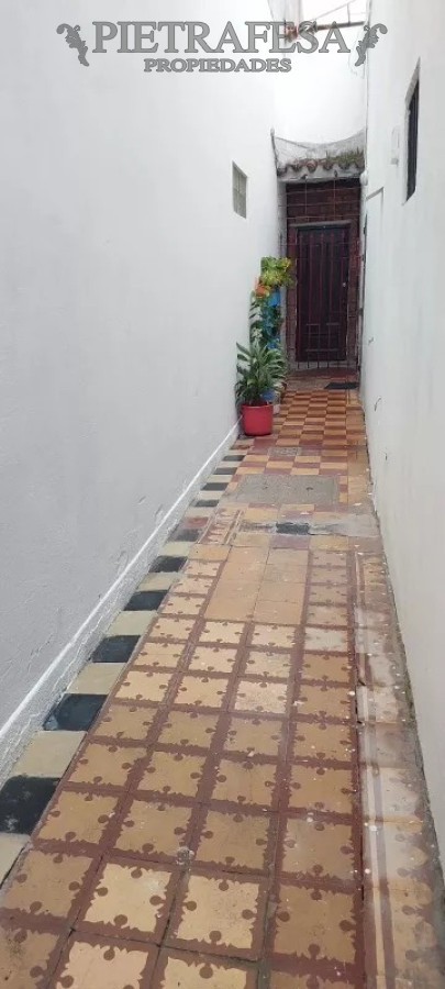 Apartamento ID.12860 - Apto con renta en venta. 2 dorm, azotea-Goes 