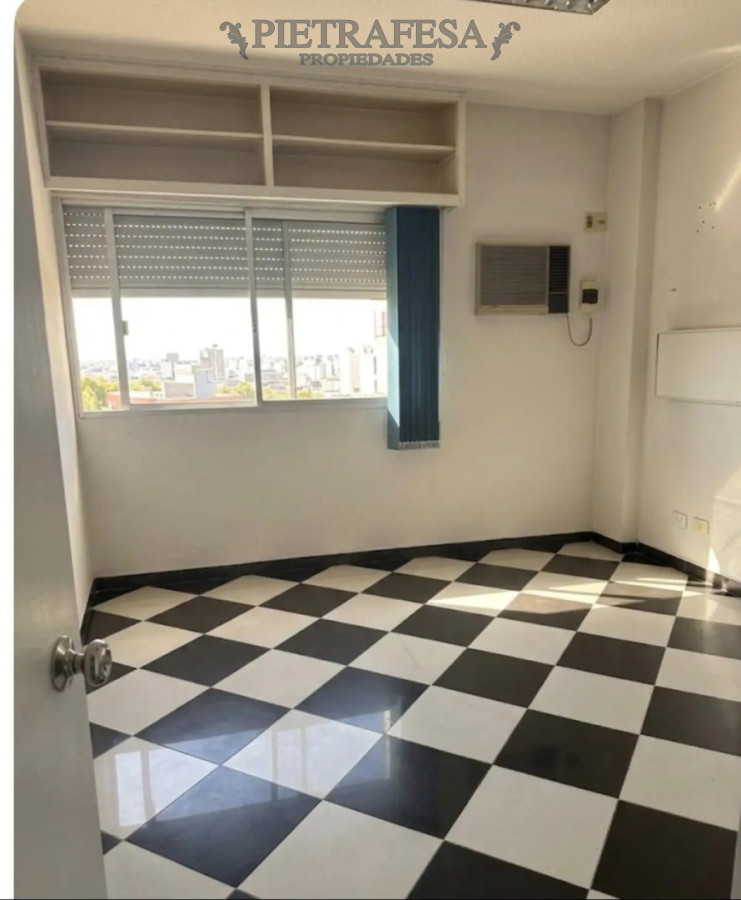 Apartamento ID.16035 - ¡EXCELENTE OPORTUNIDAD SOBRE AV. DEL LIBERTADOR!