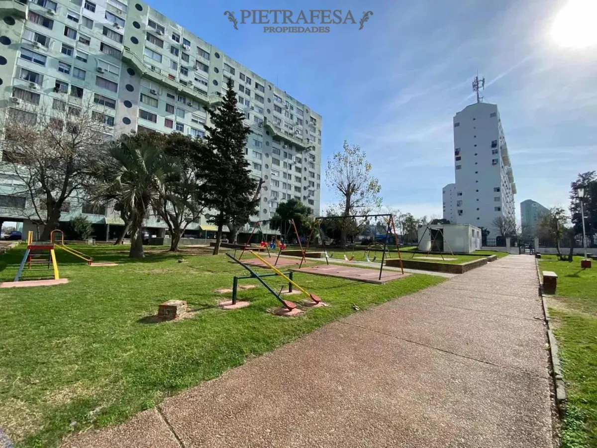 Apartamento ID.9049 - Apto en venta 2 dormitorios, 1 baño-Malvin Norte