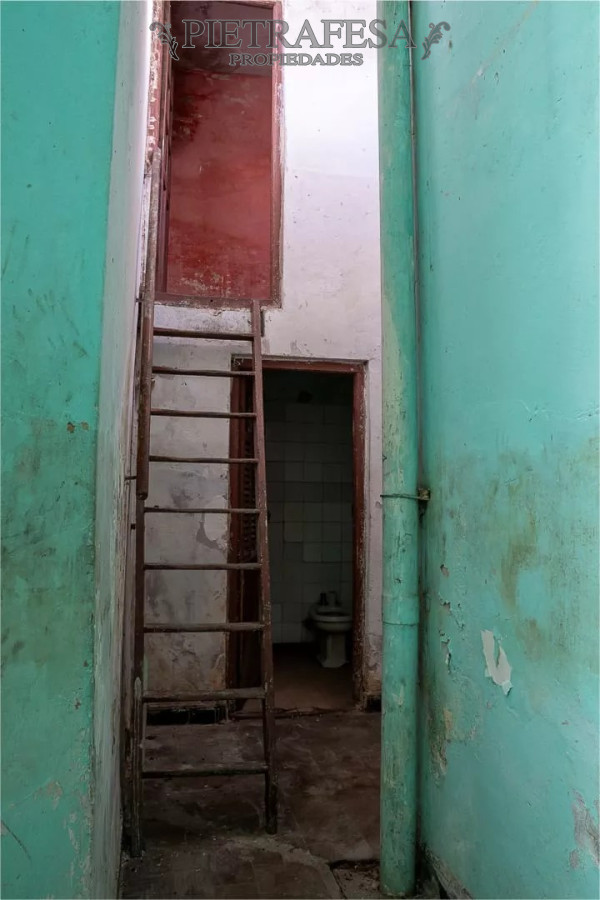 Apartamento ID.8011 - Apartamento a reciclar en venta, 3 dormitorios, 1 baño y azotea-Vilardebó-Reducto