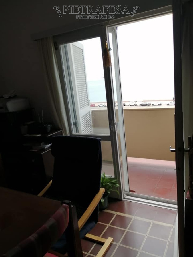 Apartamento ID.4329 - Apartamento en venta - 2 dormitorios 1 baño con terraza - Reconquista - Ciudad Vieja