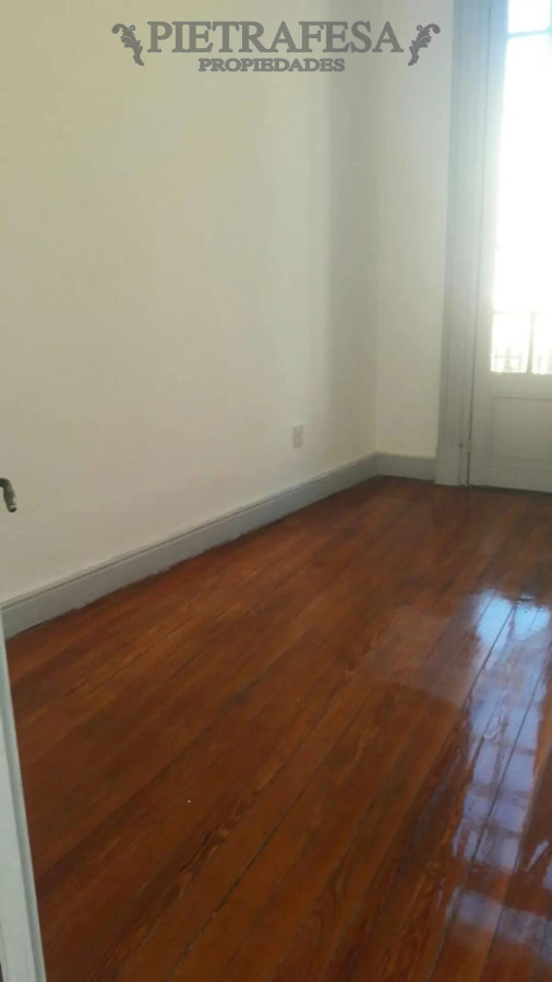 Apartamento ID.6968 - Apartamento en venta 4 dormitorios, 2 baños y balcón- Florida-Centro