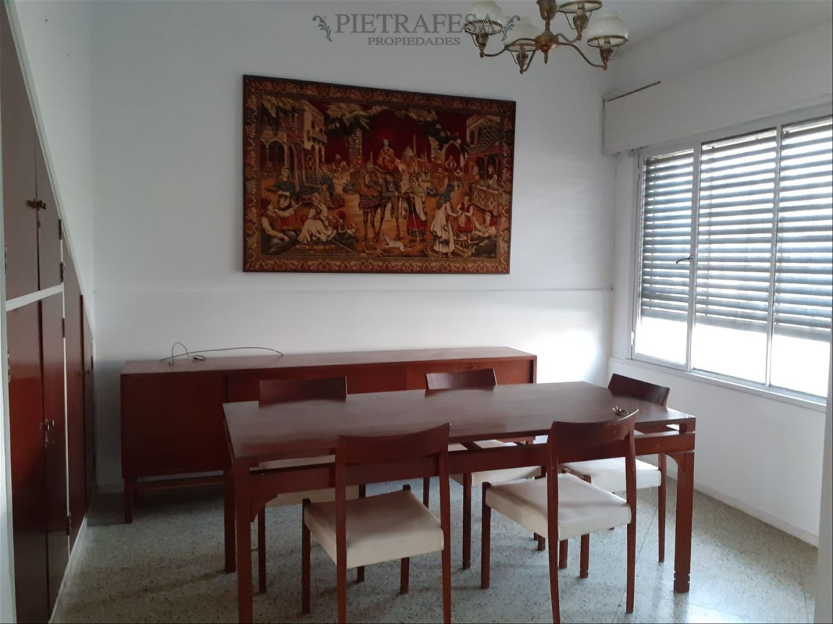 Apartamento ID.8849 - PH en venta con renta, 2 dormitorios, 1 baño y patio-Buceo