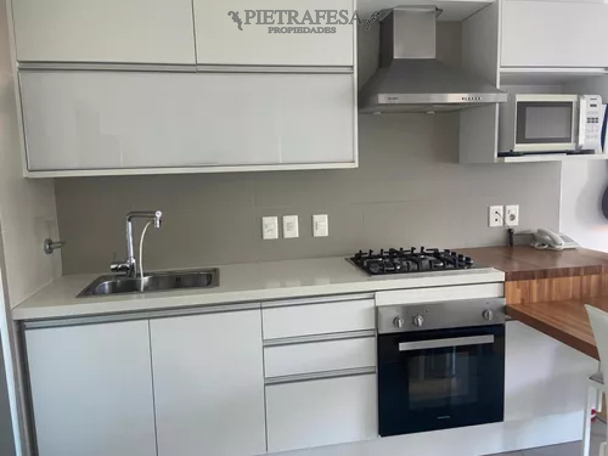 Apartamento ID.12723 - Apartamento en venta con renta,1dormitorio, 1baño, balcón. Buceo.