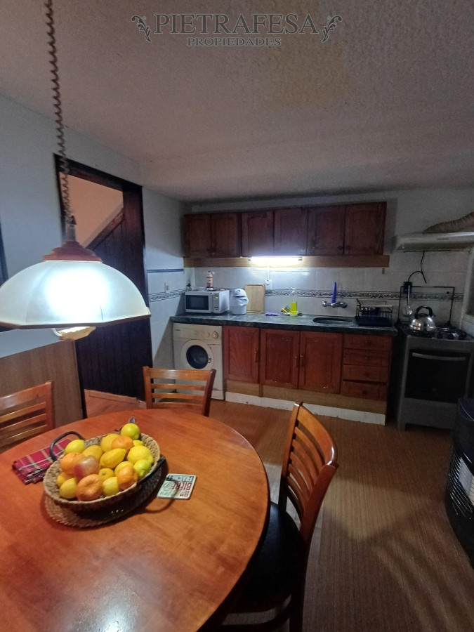 Apartamento ID.6036 - Apartamento tipo dúplex en venta 3 dormitorios, 1 baño y patio con parrillero-Alberto Zum Felde-Malvin Norte 